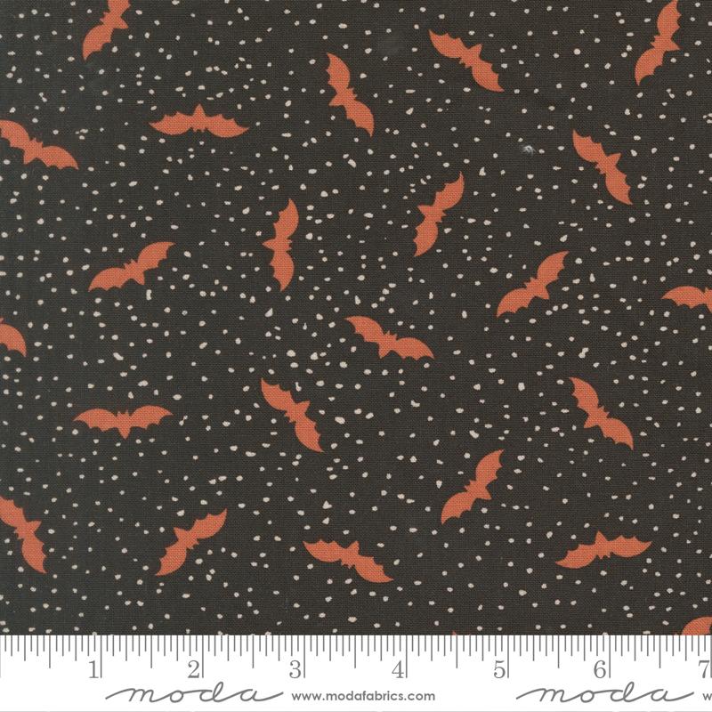 Moda -Purrs and Boos- Fabric