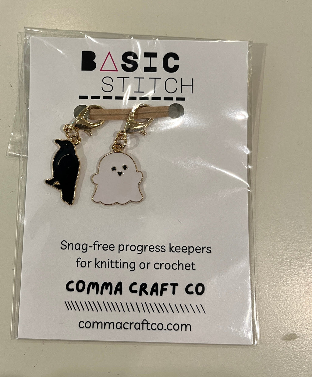 Basic Stitch Set Snag-Free Metal Stitch Markers Cat + Hearts