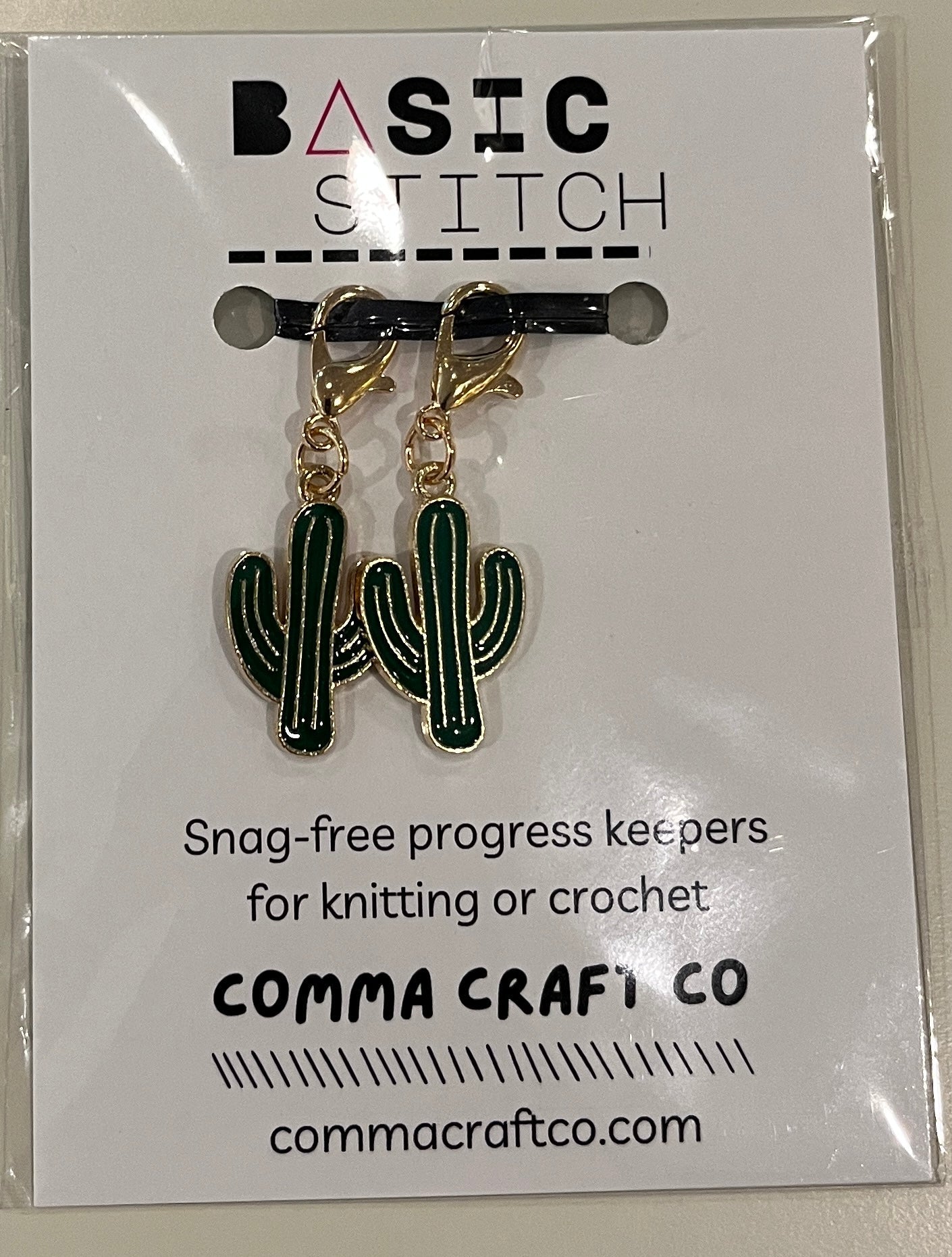 Basic Stitch Set Snag-Free Metal Stitch Markers Cat + Hearts
