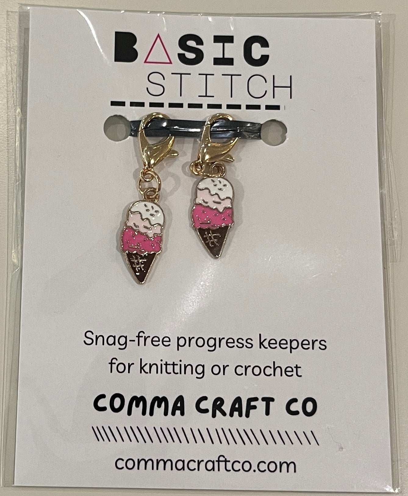 Basic Stitch Set Snag-Free Metal Stitch Markers Cat + Hearts