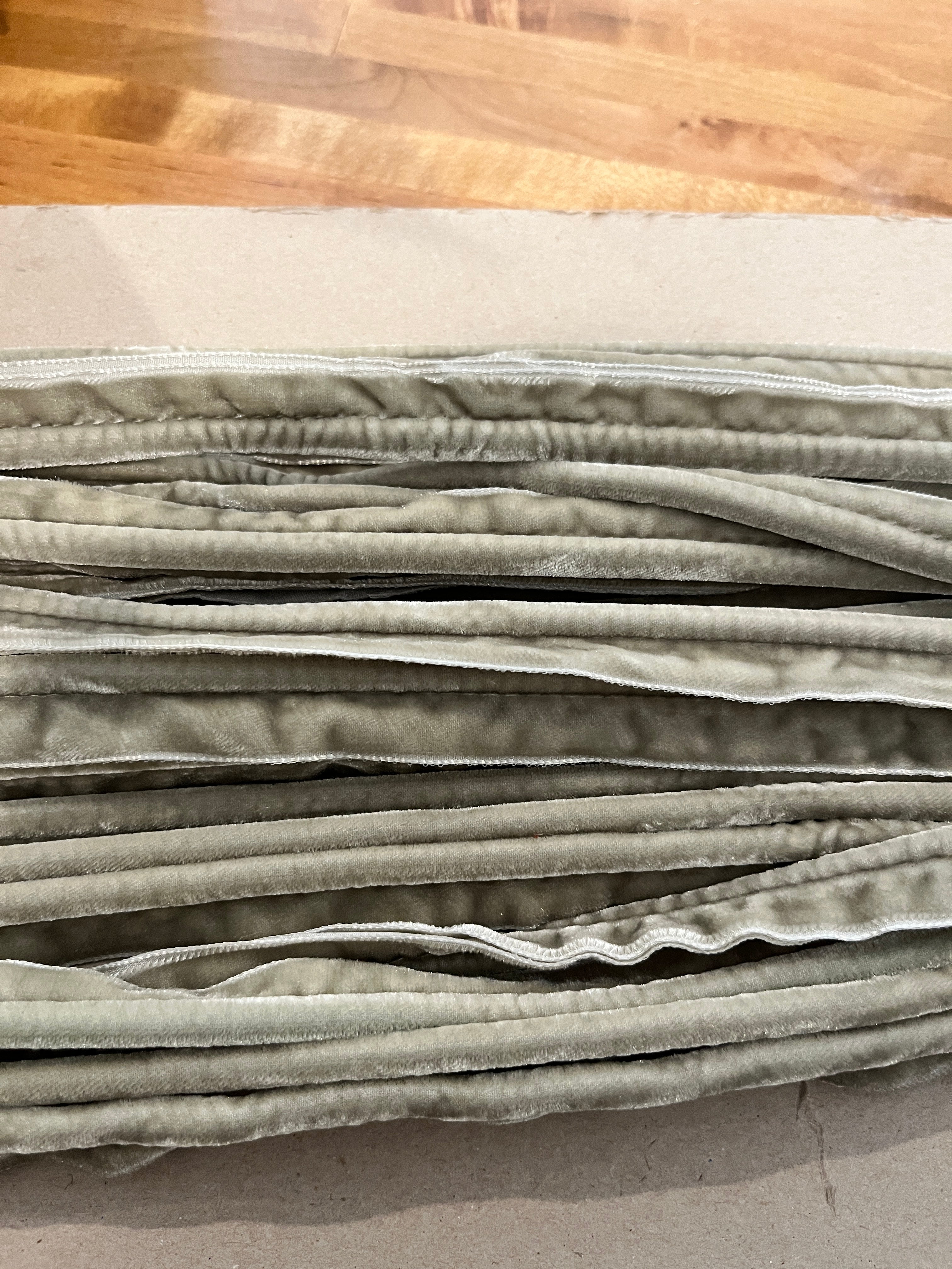 Velvet Piping