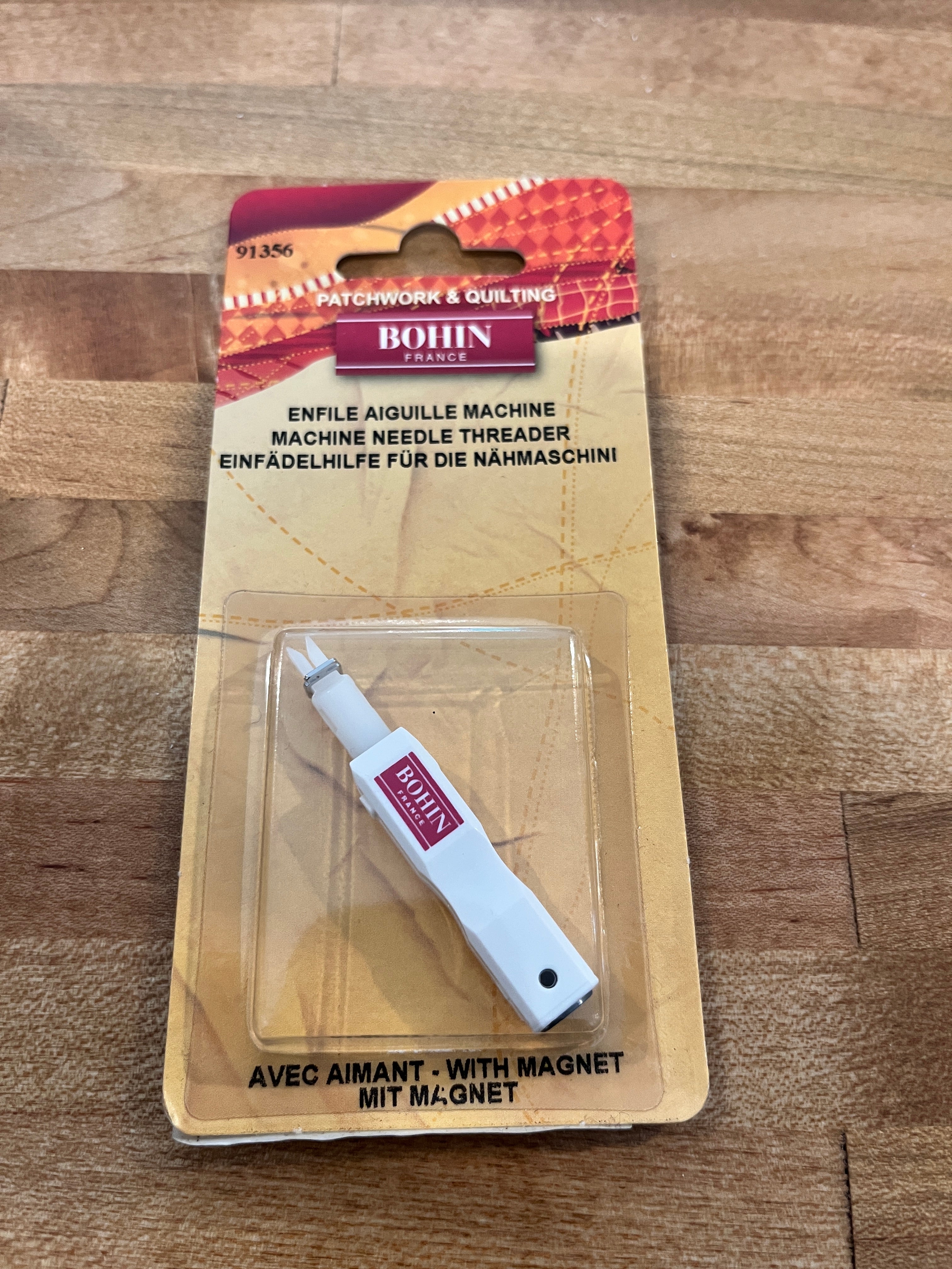 Bohin Machine Needle Threader