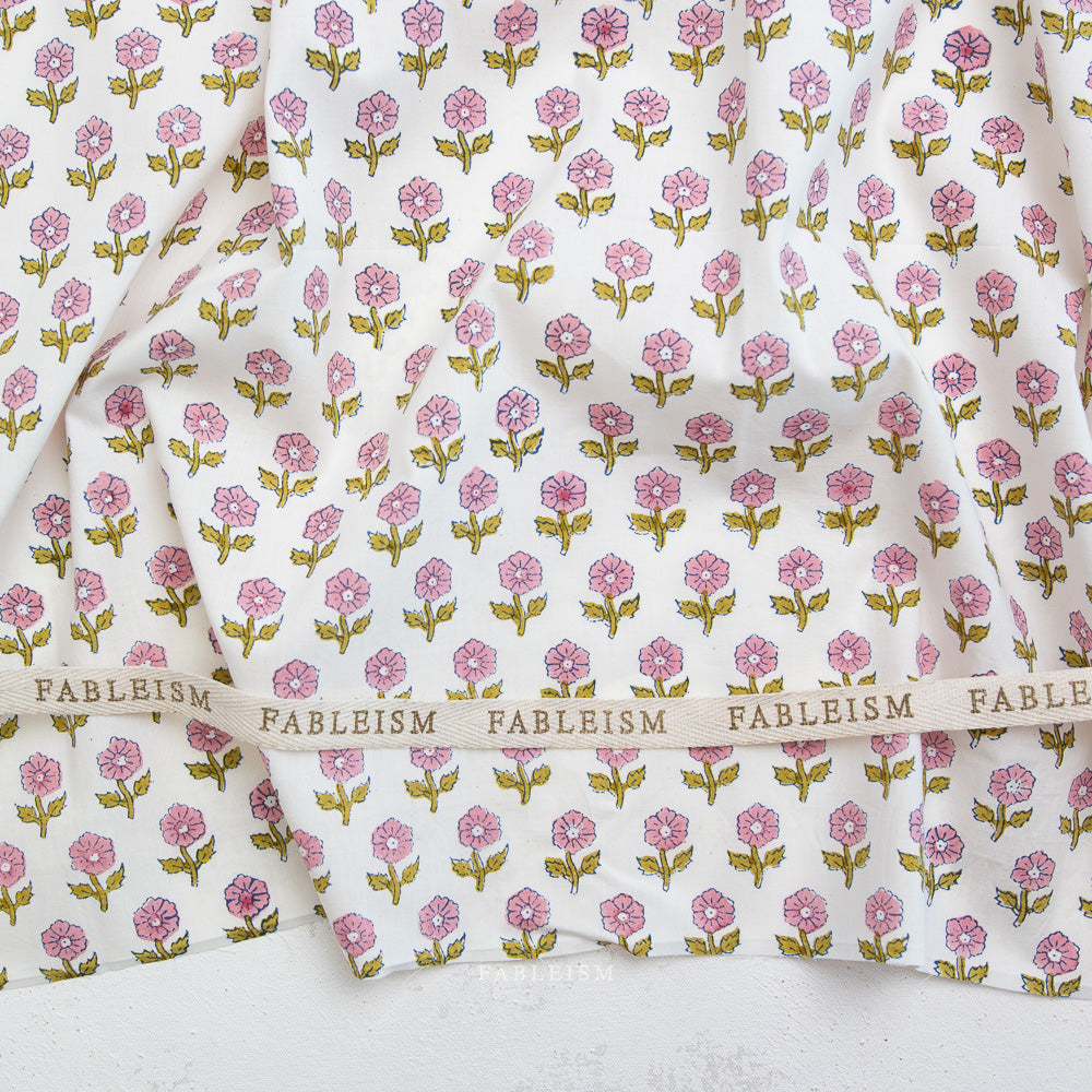 Fabelism Pink